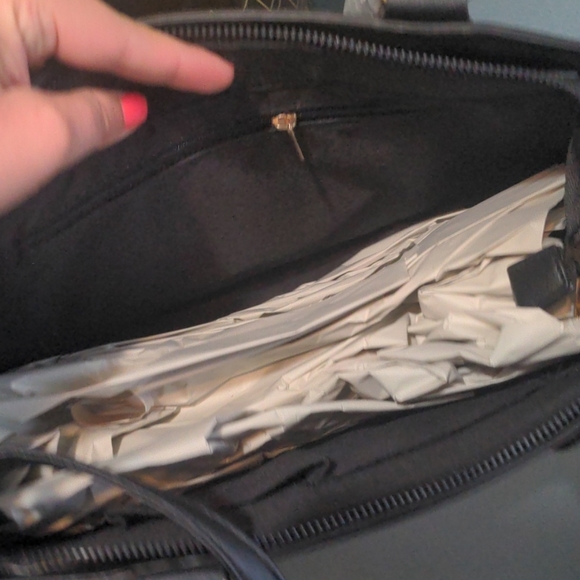 Purse - Picture 3 of 6